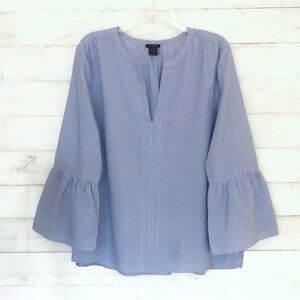 Ann Taylor Seersucker Striped Bell Sleeve Top • Blue Striped • Sz L • EUC